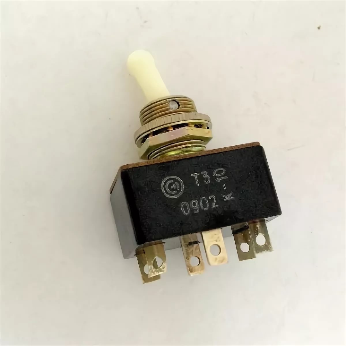 Тумблер Т3 on-off ( 6pin 250В 3А)