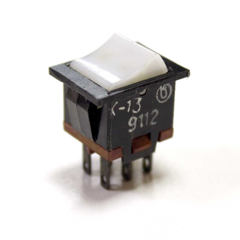 Переключатель Клавиша ПТ73-2-3 on-off 15*15мм 6pin 250В 3A