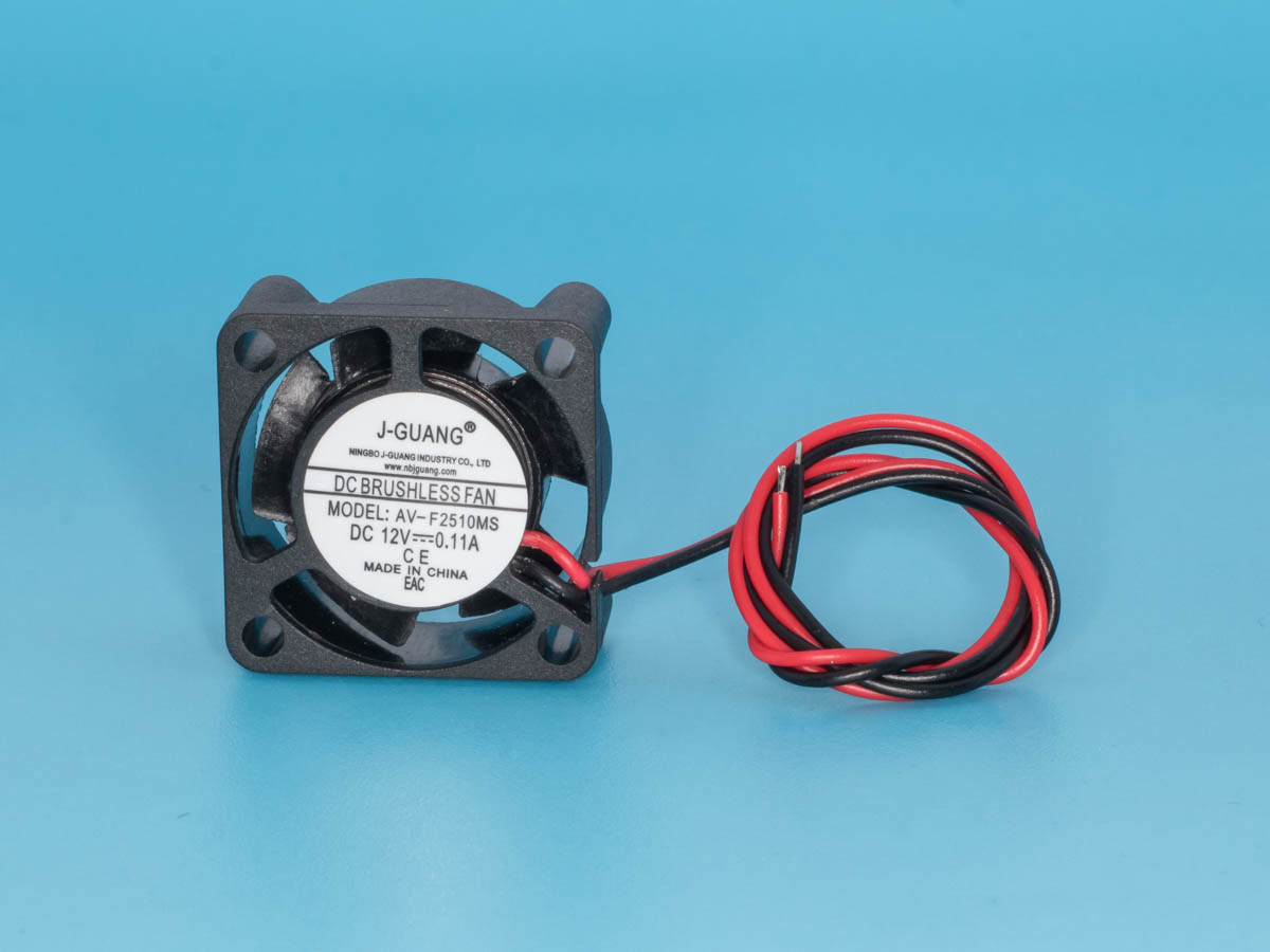 Вентилятор 12V 25*25*7мм 0,14А (втулка скольжения, 10000об/мин)