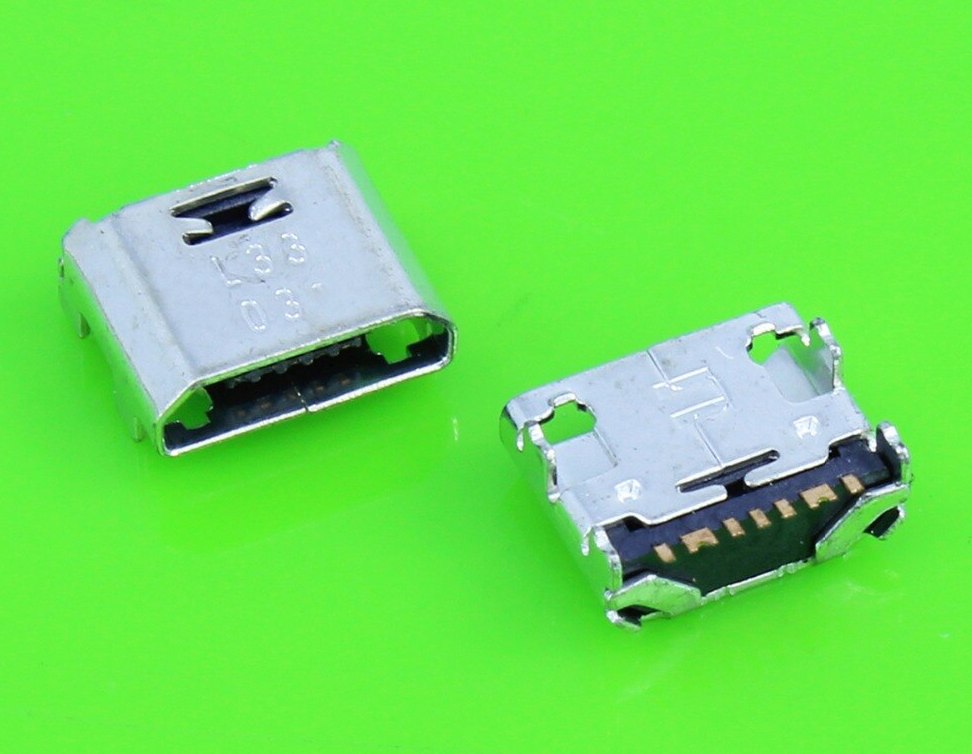 Гнездо micro USB B 7pin на плату 4 ноги II для док-станции Samsung i9082 i9080 i879 i8552 i869
