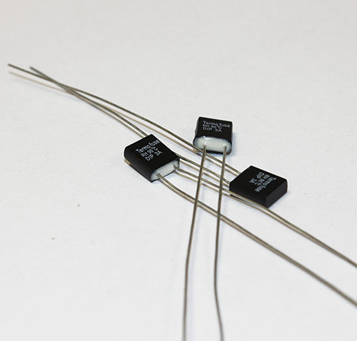 Термопредохранитель RH-01 3А 250v Т=170°С DIP
