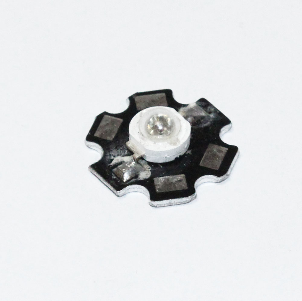 Светодиод 3,0-3,4V 1W КРАСНЫЙ, Emitter на радиаторе