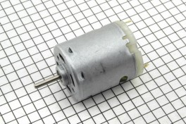 Двигатель  коллекторный R-365 (U-6-12V, V-5680 об/мин (6V), I-0,9А, L-32,6 мм, с валом 51 мм, D-27,7 мм, D вала-2,3 мм)