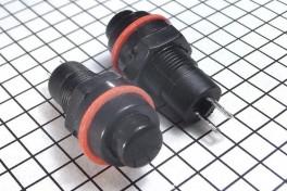Кнопка без фиксации PBS-10B-10 (DS213) круглая на замыкание 1A 250V