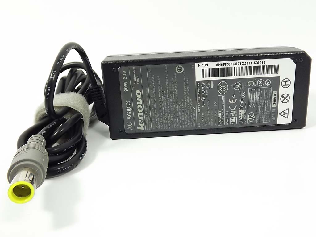 Блок питания импульсный 20V 4,5A  90W шт.1,0*7,9мм (внутри 'pin') Lenovo корпус под шнур 3pin