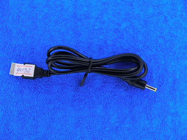 Шнур питания шт.1,7*4,0*9мм - шт.USB (А) 1м