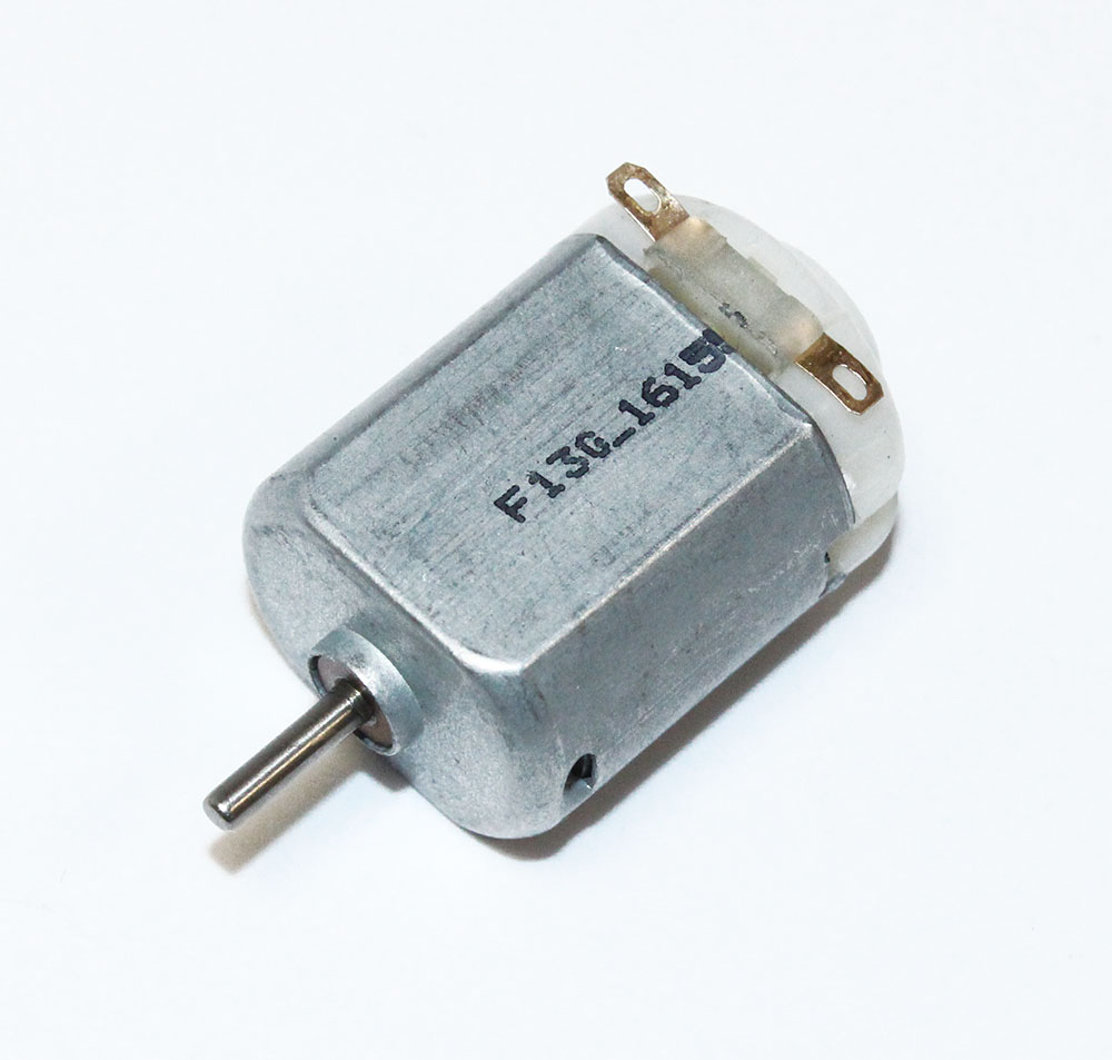 Двигатель DC4.5V (1.0-5V, D/H-20,4/15,1/40,3мм, , D/Lвала-2/11мм) 0.67W F130-16155 (8450-5500 об/мин)