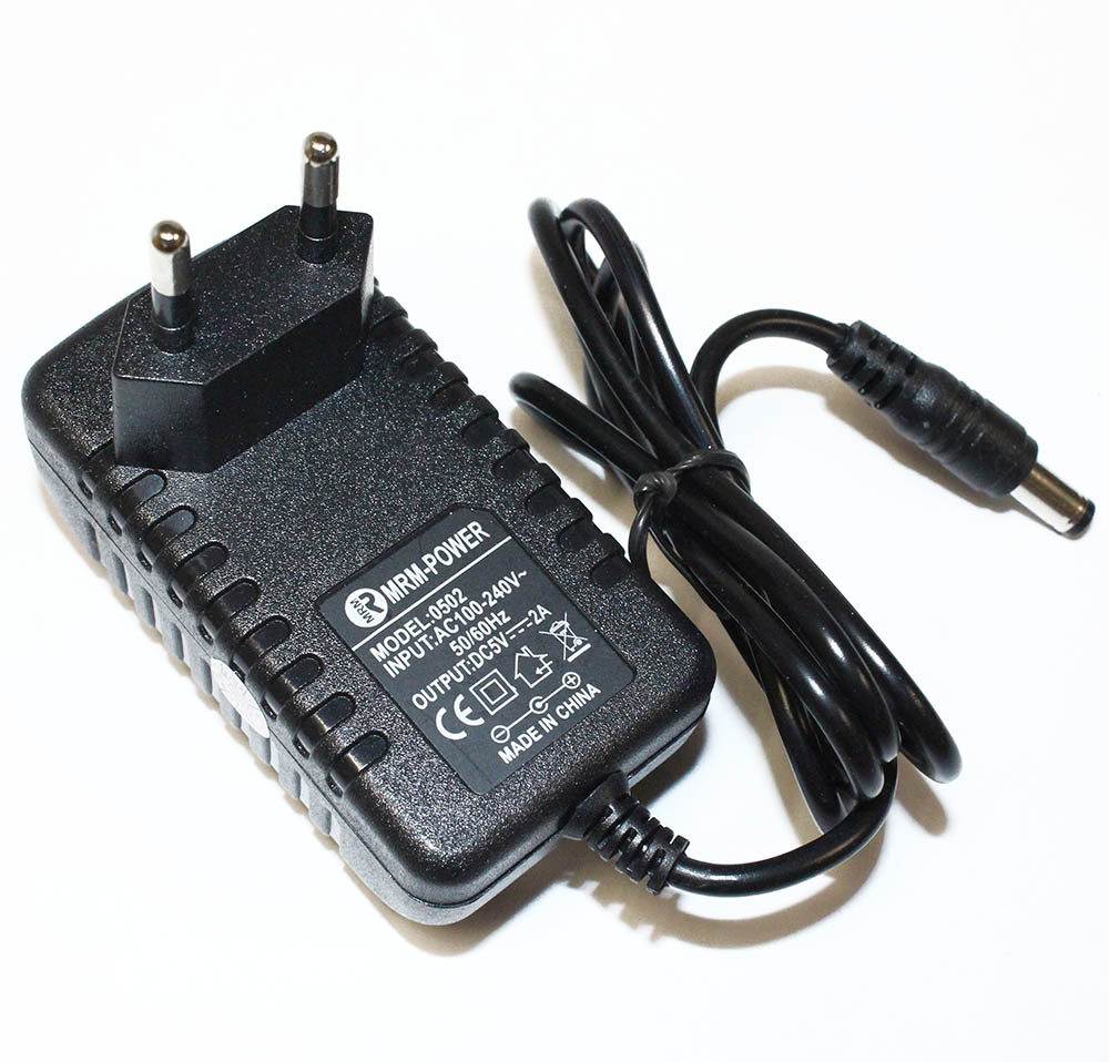 Блок питания импульсный 5V 2A 10Вт шт.2,5*5,5*9мм + 1,7*4,0мм в розетку