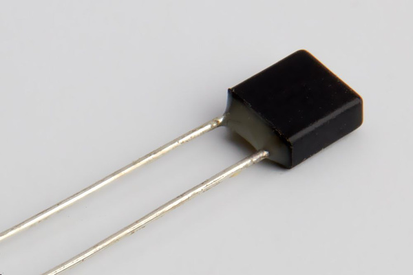 Термопредохранитель RH-01 10А 250v Т=130°С DIP KLS5-104