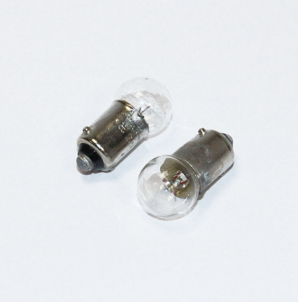 Лампа для фонарика 2,5V 0,3А МН B9S/14 (байонет), Россия