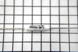 Термопредохранитель RY-01 3А 250v Т=180°С аксиал