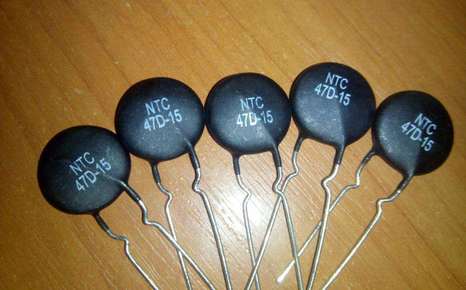 Термистор позистор NTC-47D15 14 Ом 4A D= 15мм