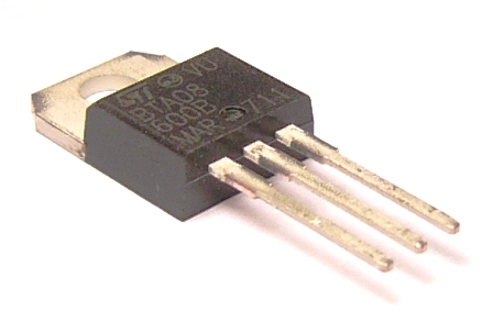 Симистор имп. BTA08-600C TO220