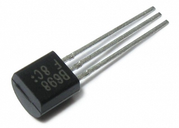 Транзистор имп. 2SB698 TO92