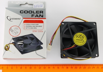 Вентилятор 12V 80*80*25 3pin втулка провод 30см FANCASE